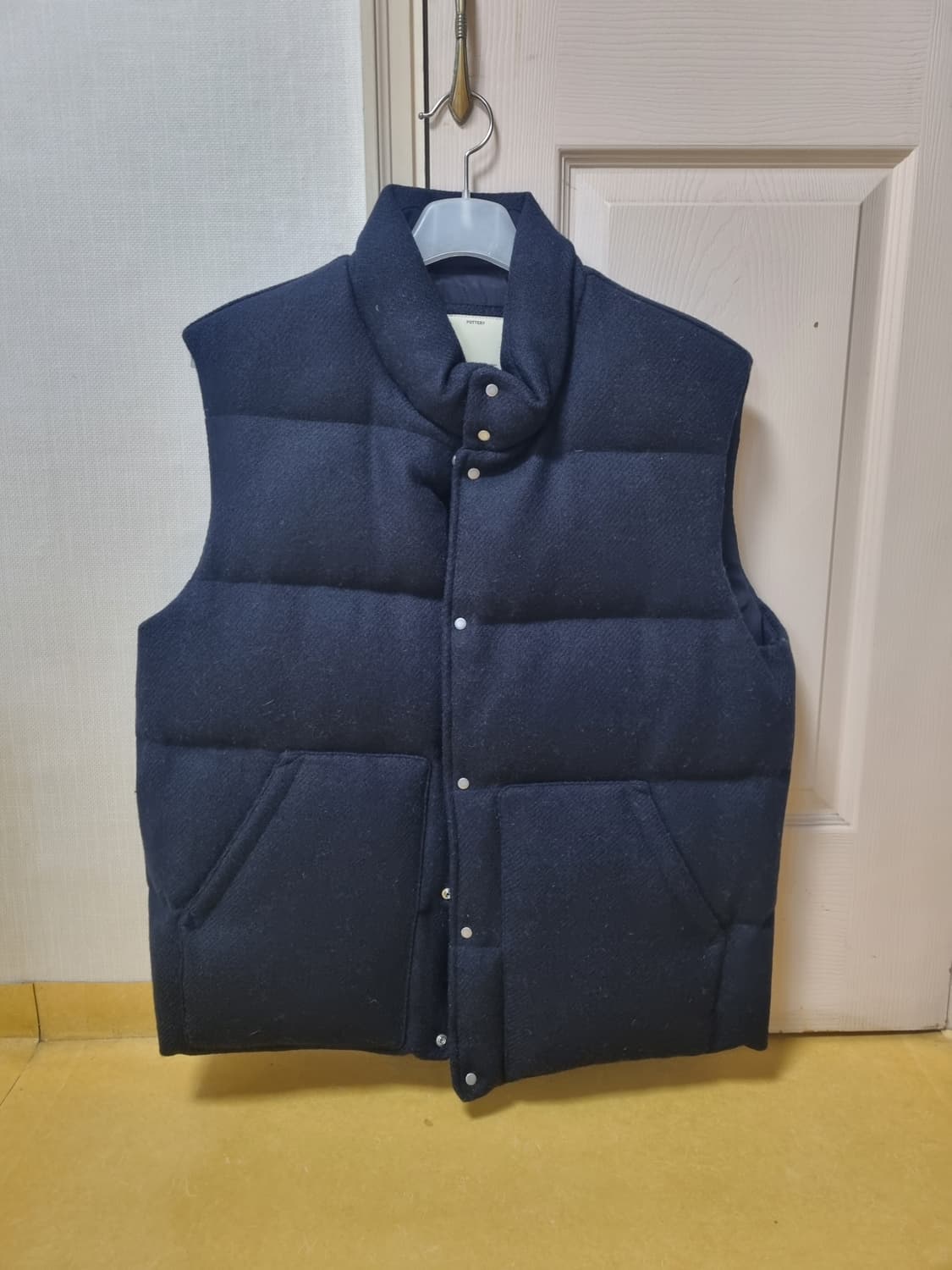 포터리 해리스 트위드 베스트 네이비 2사이즈 상품이미지1