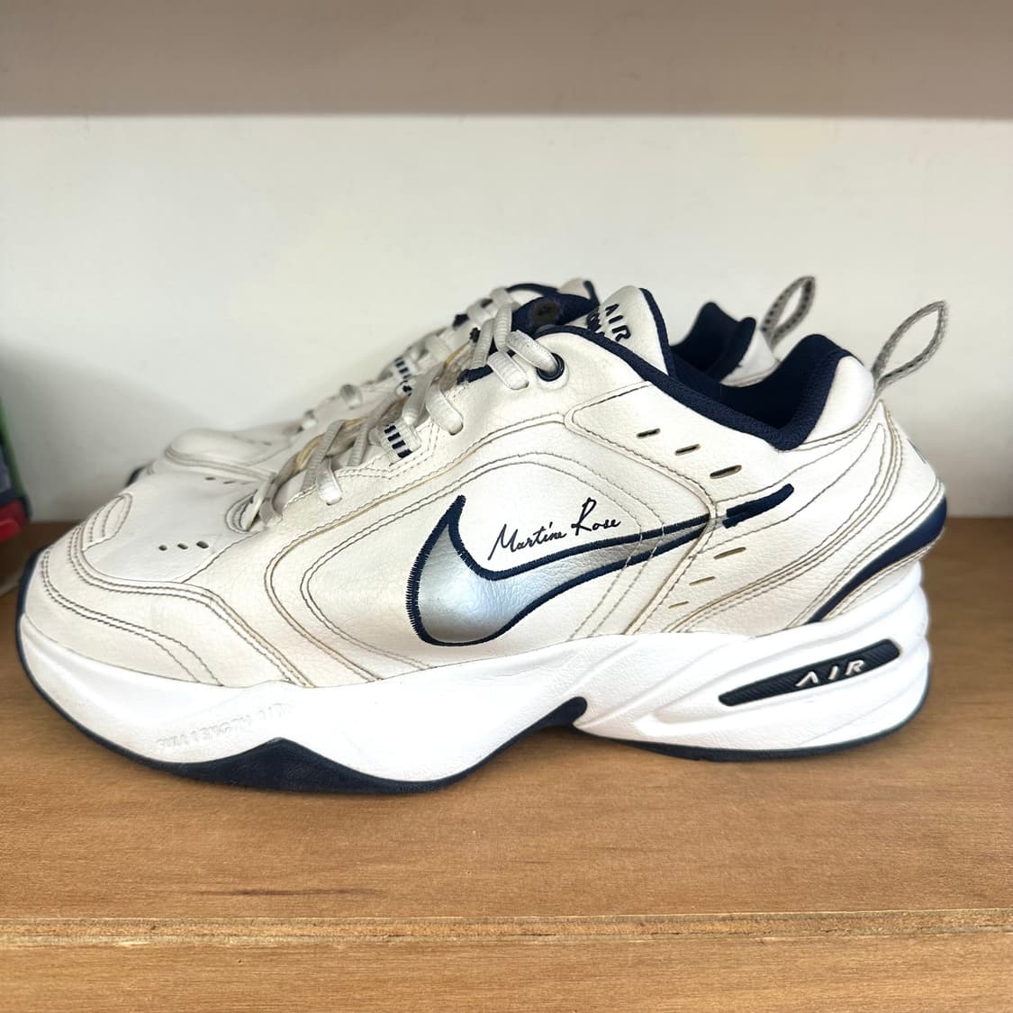 마틴 로즈 x 나이키 에어 모나크 상품이미지3