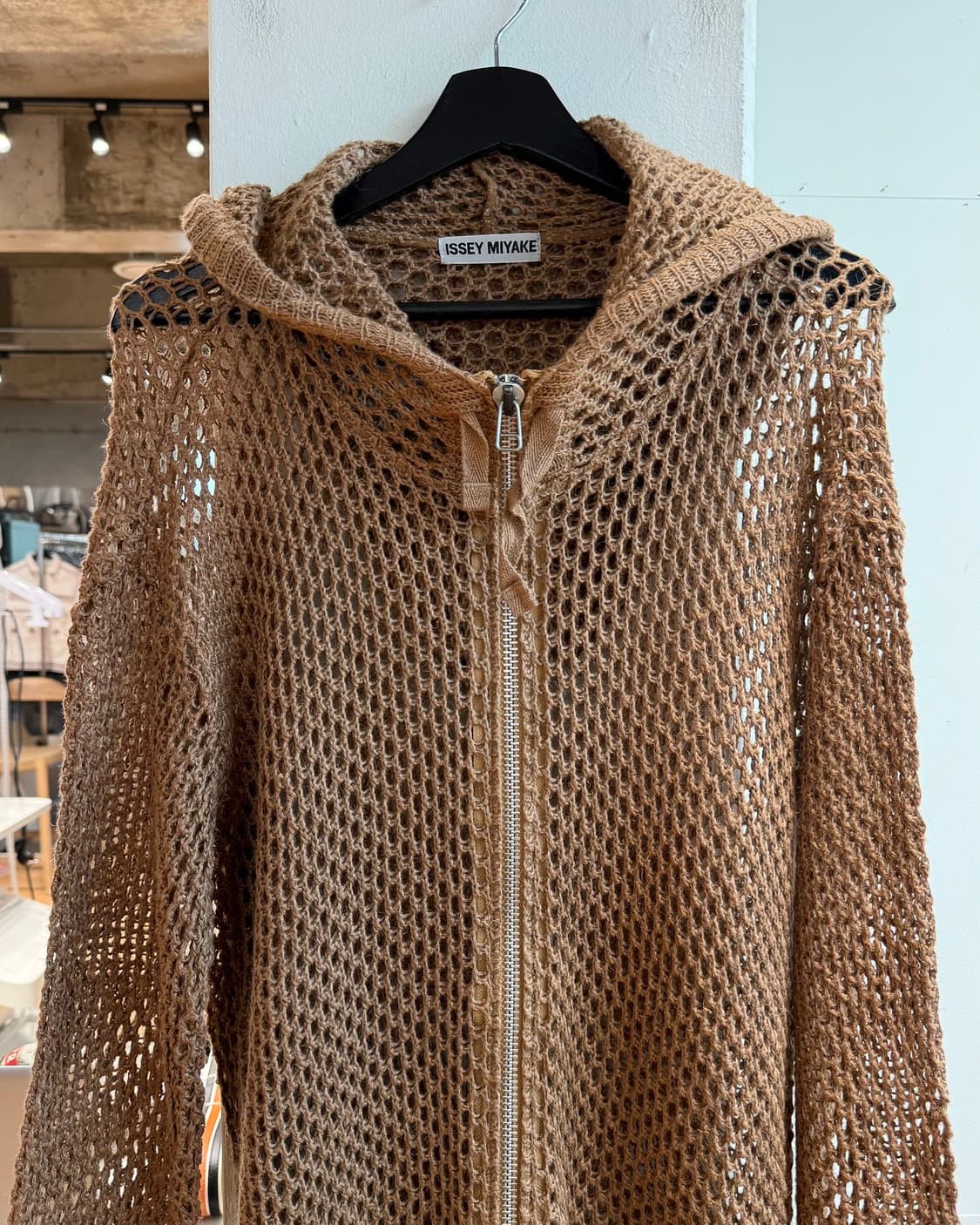이세이미야케 브라운 오픈워크 니트 집업 상품이미지3