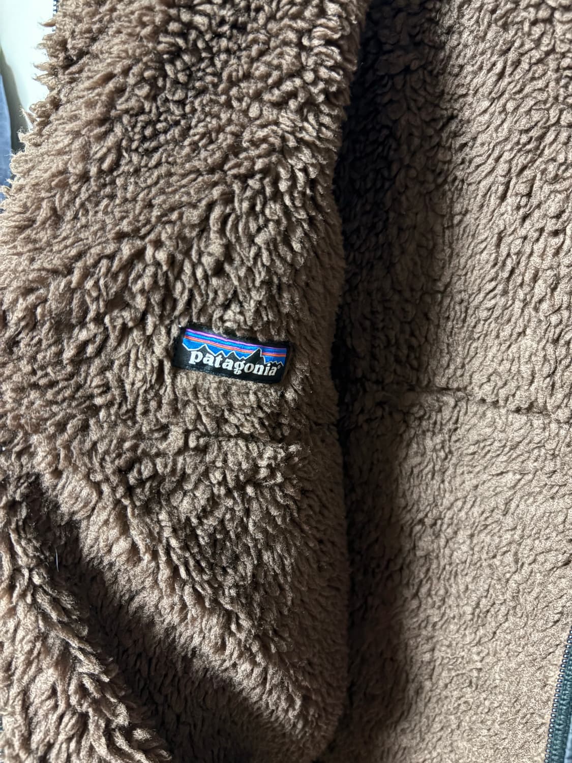 파타고니아 리버시블 사일런트 다운 패딩 상품이미지3