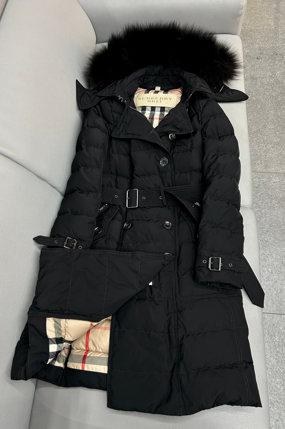 버버리 블랙 알러데일 폭스퍼 롱패딩(XS) 상품이미지3