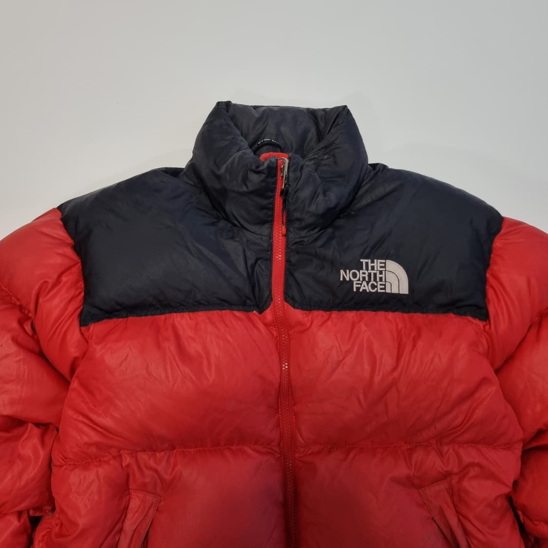 노스페이스 눕시 700 패딩 레드 상품이미지3