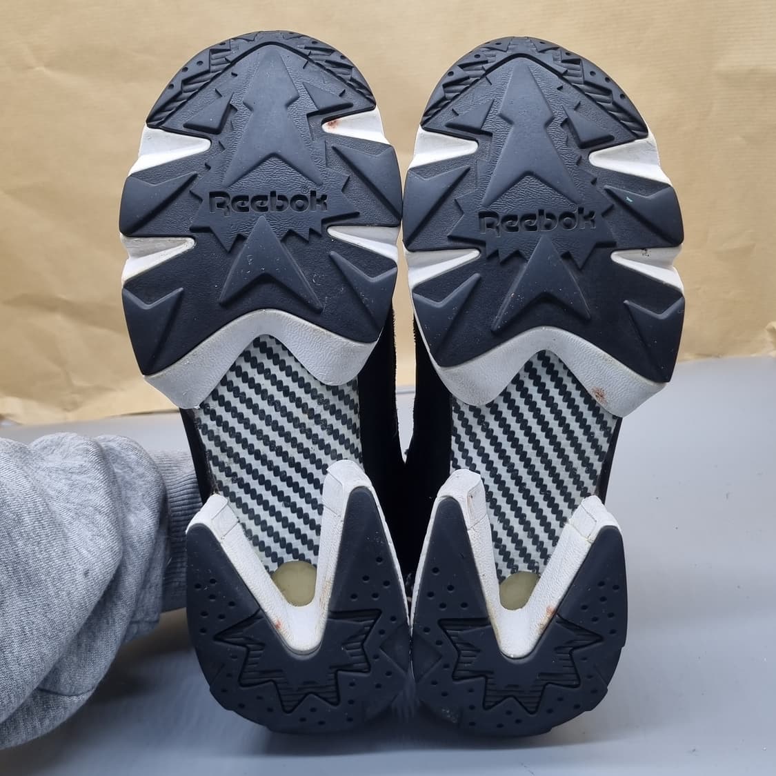 리복 인스타펌프 까치퓨리 운동화240 상품이미지3