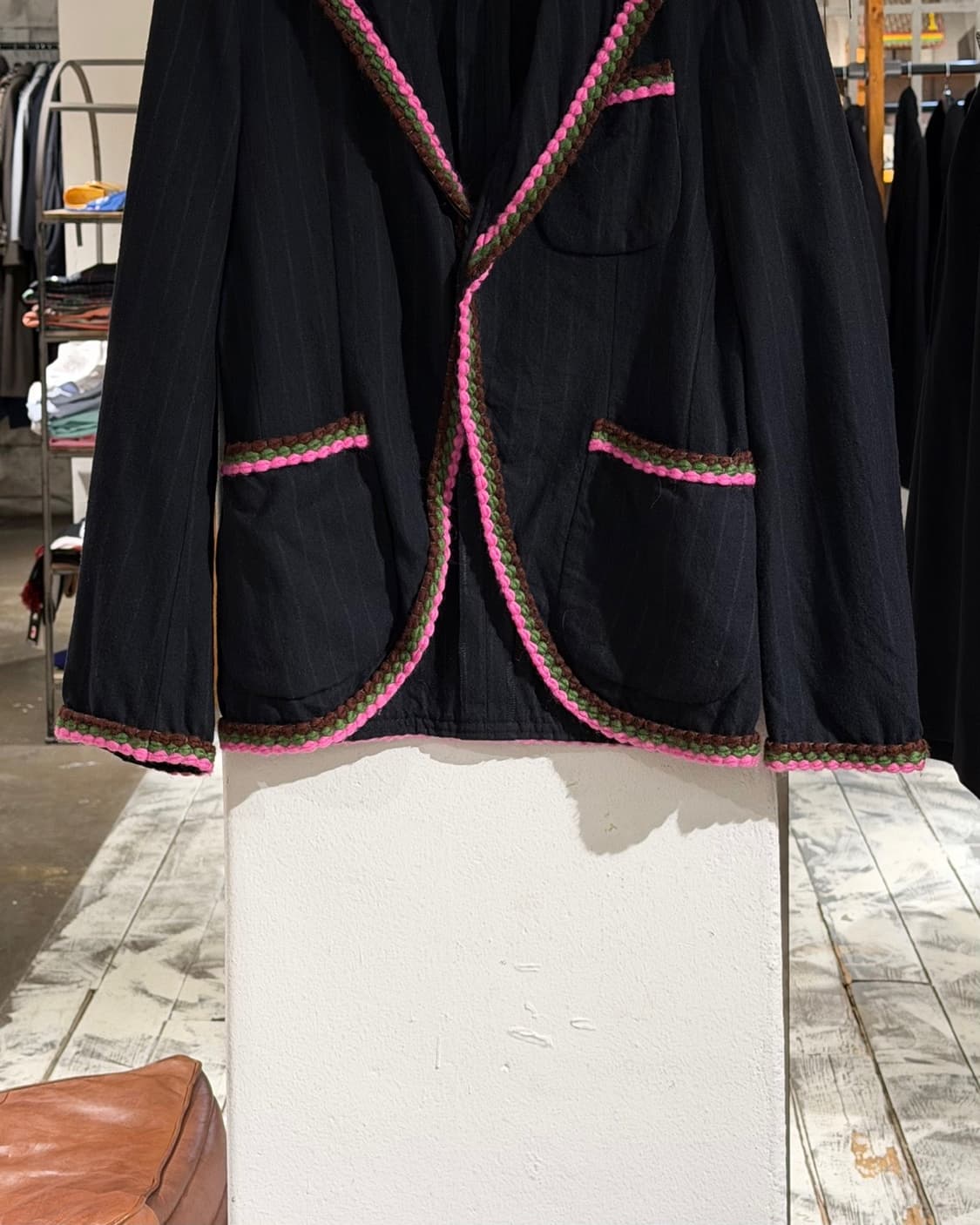 꼼데가르송 옴므 플러스 블랙 컬러 엣지 자켓 상품이미지5