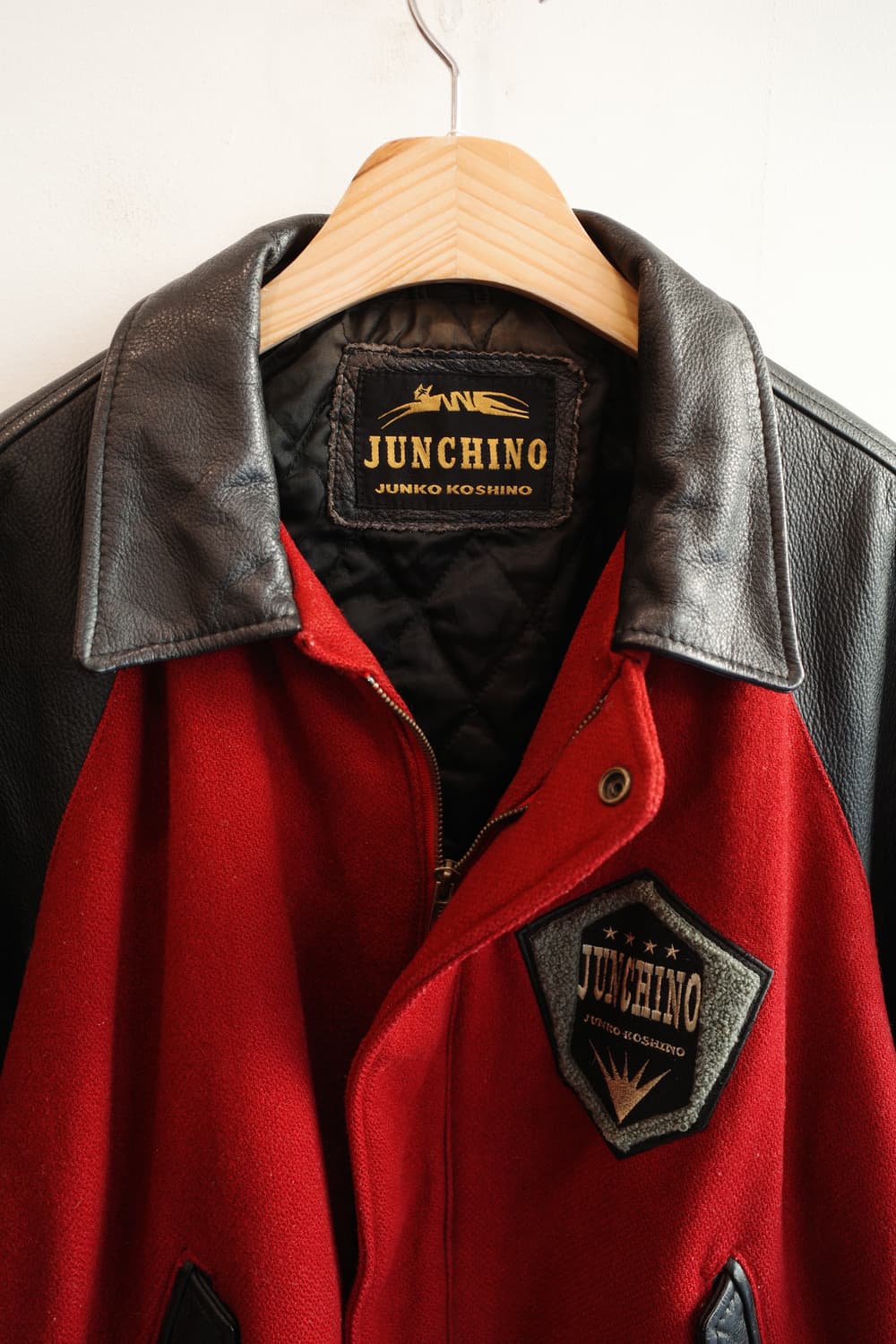 JUNCHINO 소가죽 자수 블루종  상품이미지4