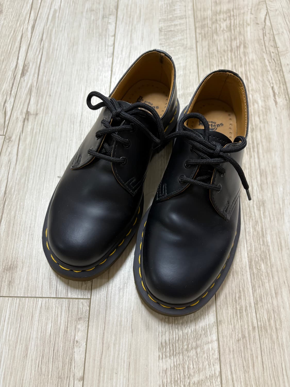 닥터마틴 1461 3홀 스무스 230 상품이미지1