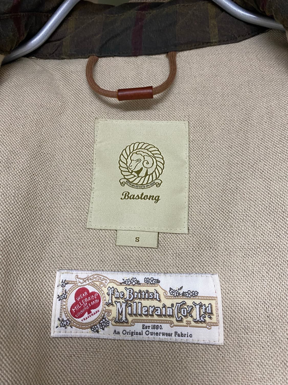 [S] 바스통 왁스 자켓 브라운 체크 상품이미지6