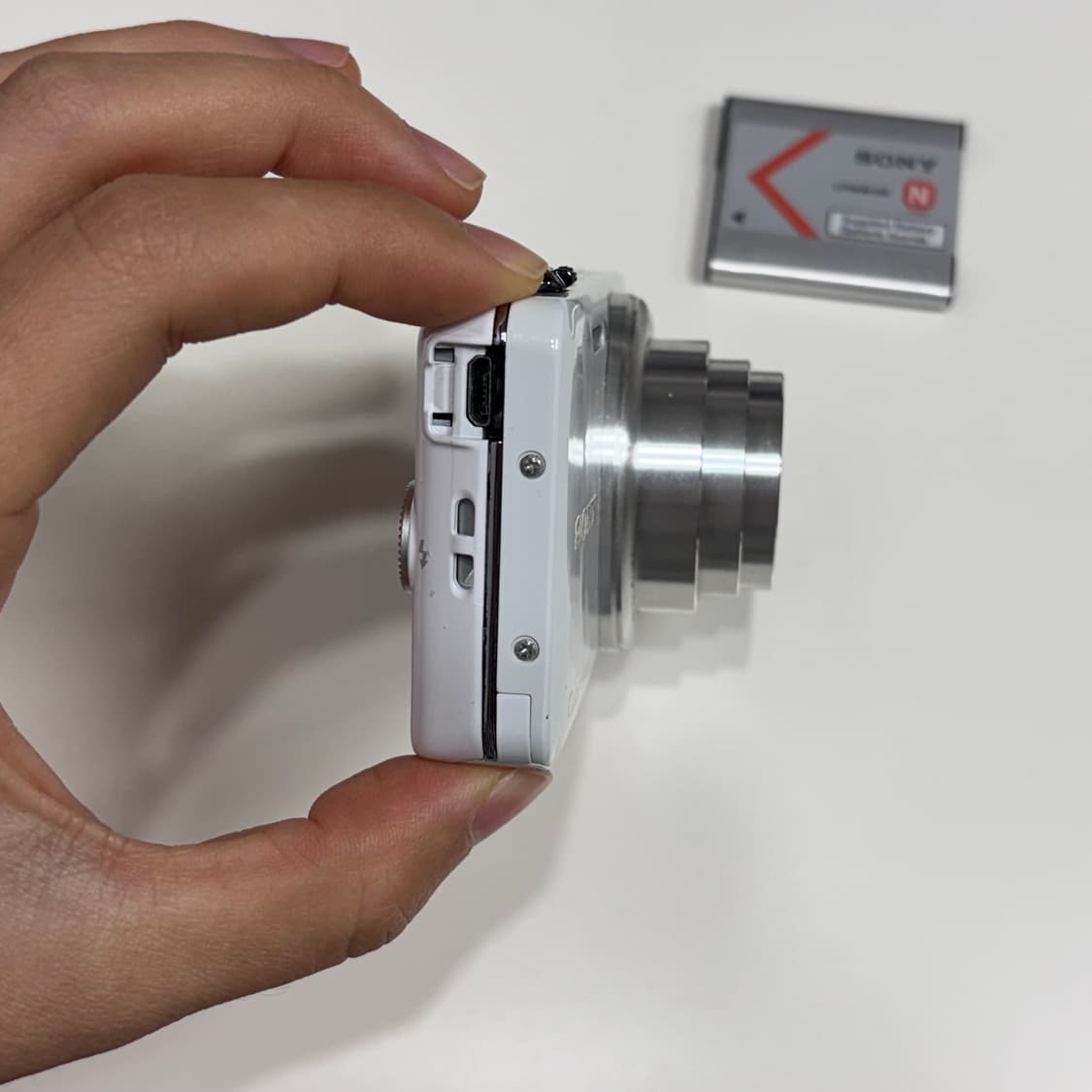 소니 사이버샷 DSC-WX80 화이트 디카 (고장/ 전시용•부품용) 상품이미지3