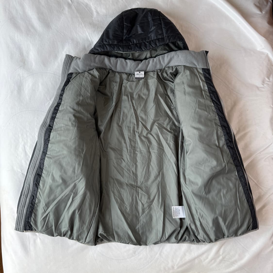 나이키 고프코어 경량 패딩 블랙/그레이 L 상품이미지3