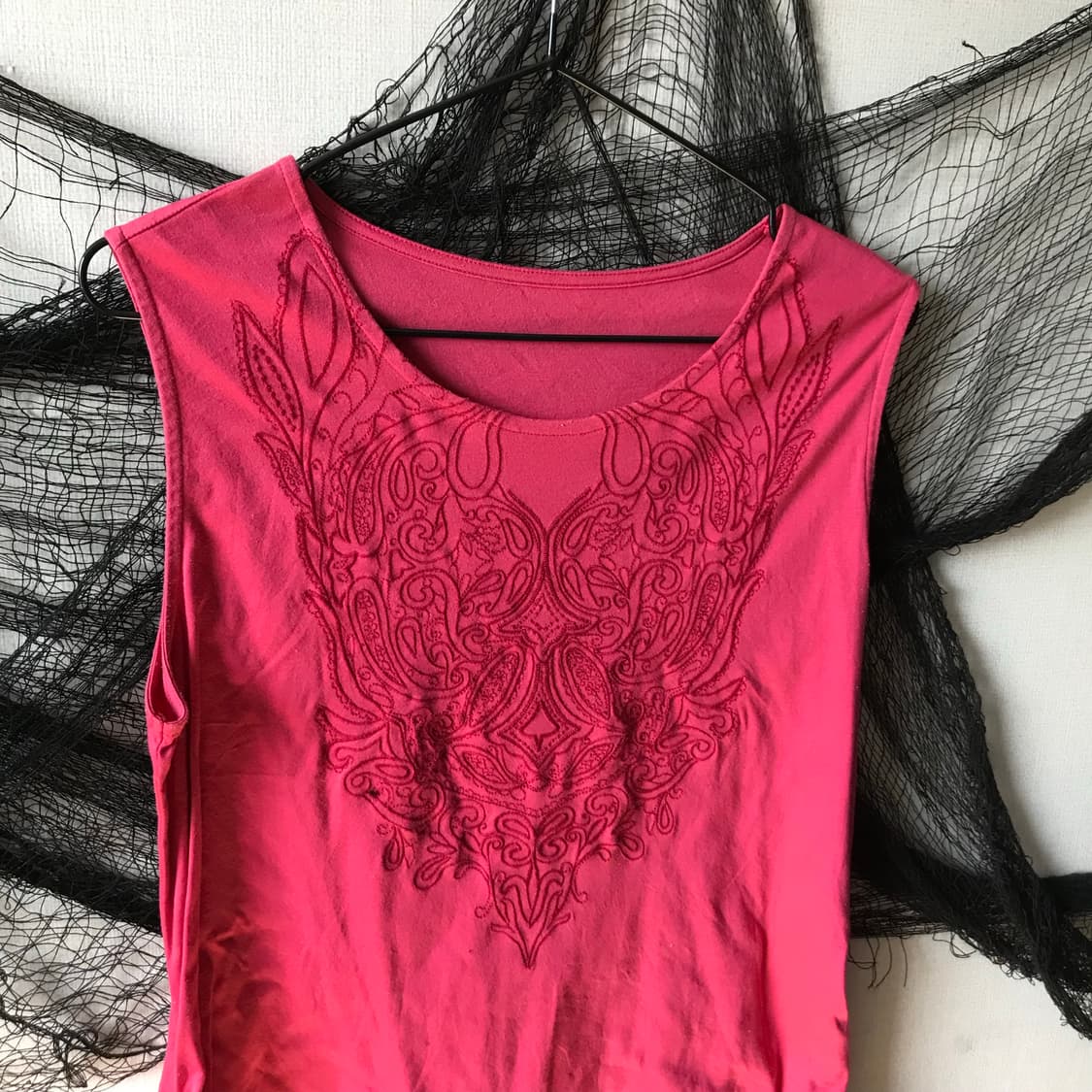 Embroidery shirring detailed sleeveless  상품이미지2