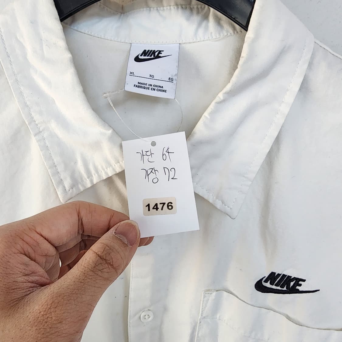 나이키 화이트 반팔 셔츠 상품이미지10