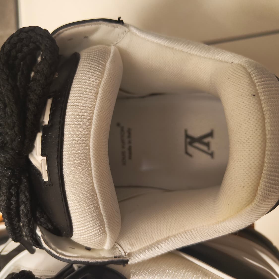 루이비통 맥시 트레이너 7.5 상품이미지5