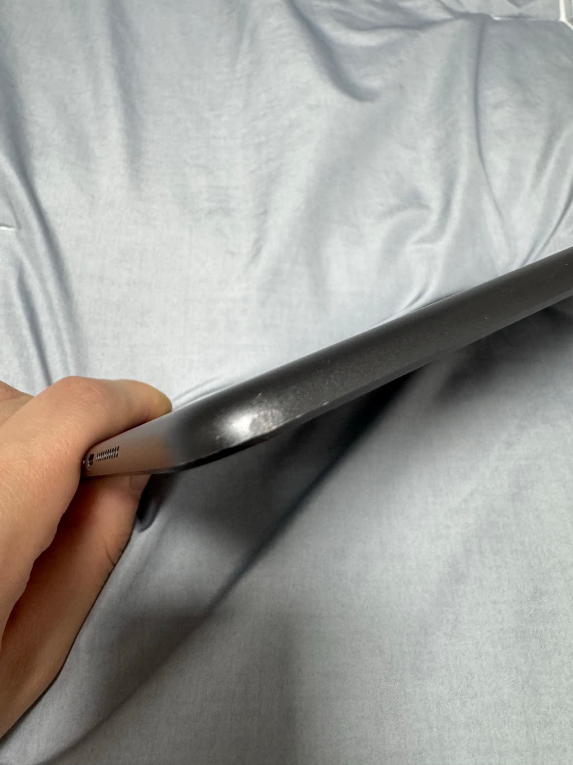 아이패드 미니5 스페이스 그레이 판매합니다. 상품이미지3