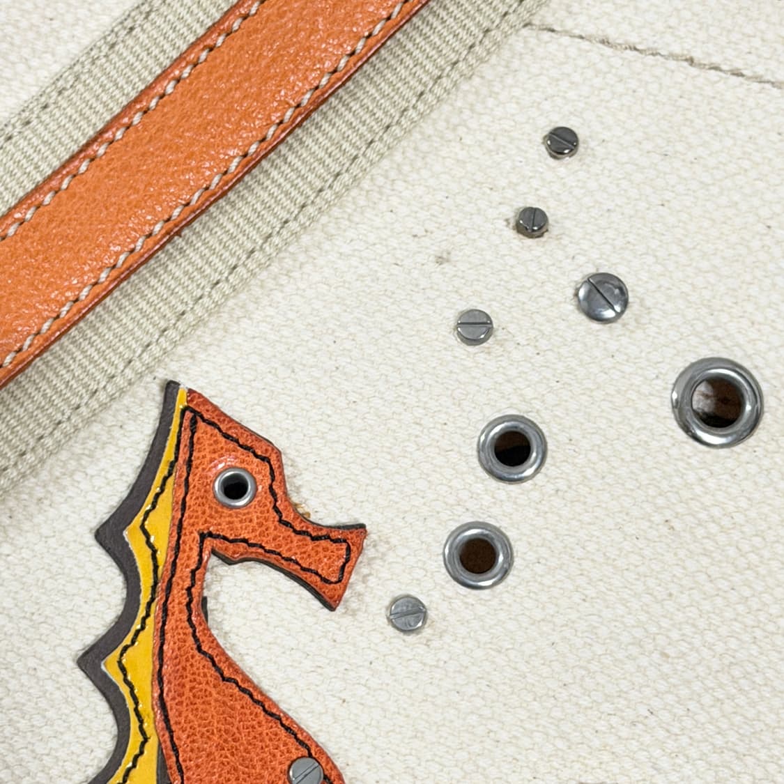 프라다 Sea Life 카나파 캔버스 빅 토트백 상품이미지5