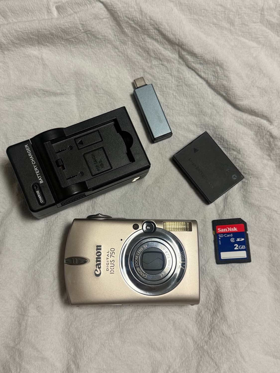 캐논 익서스750 ixus750 아일릿 원희 디카 ixy700 상품이미지1