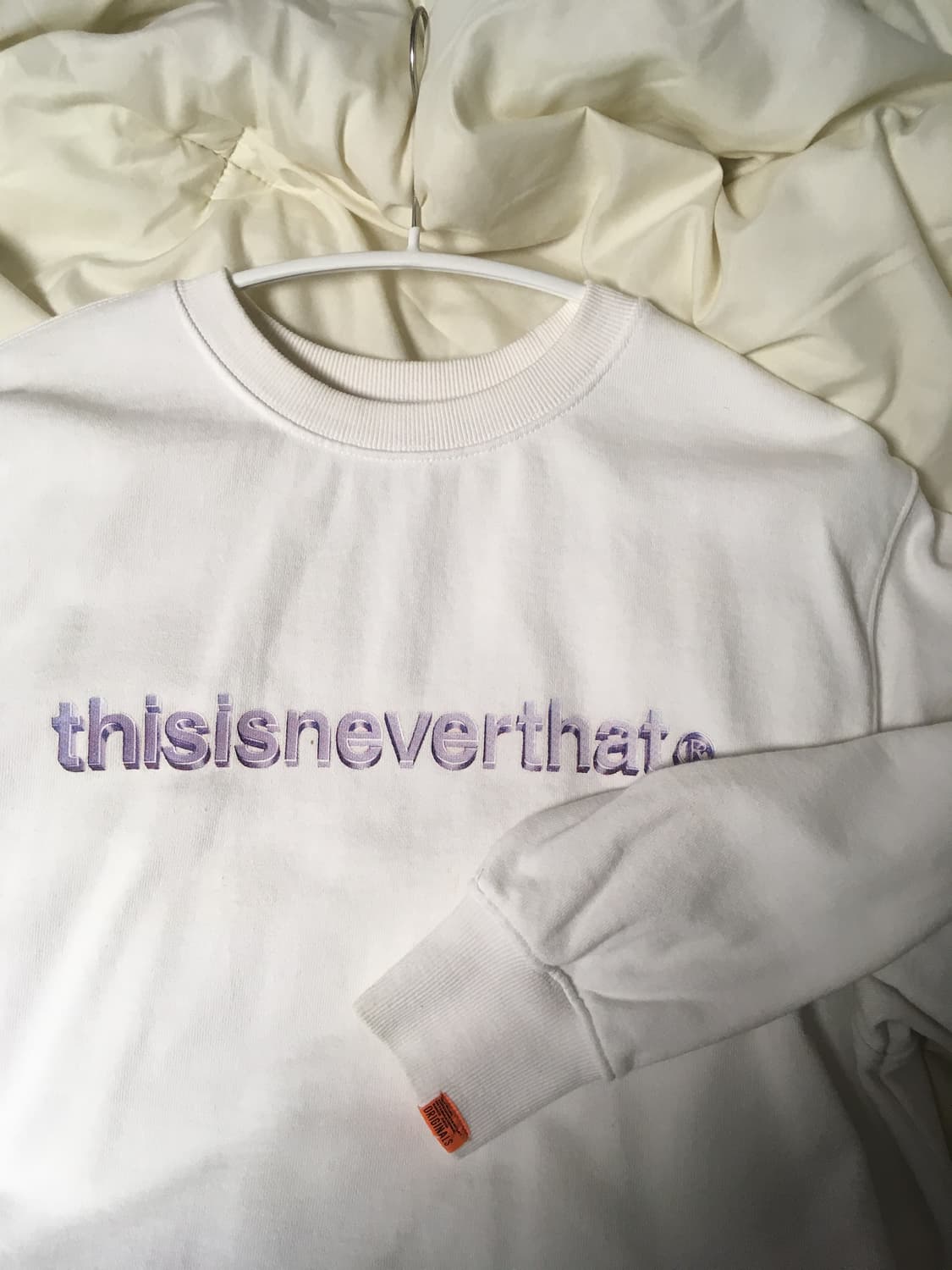 디스이즈네버댓 화이트 맨투맨 S 상품이미지1