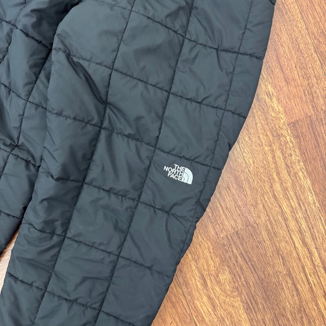 80 노스페이스 블랙 캠퍼 브이모션 퀼팅 팬츠  상품이미지4