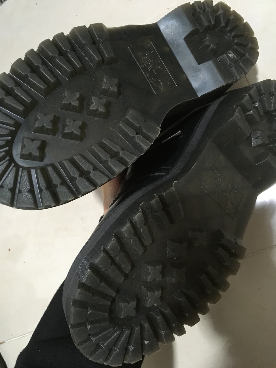 닥터마틴 1461 쿼드 240 상품이미지5