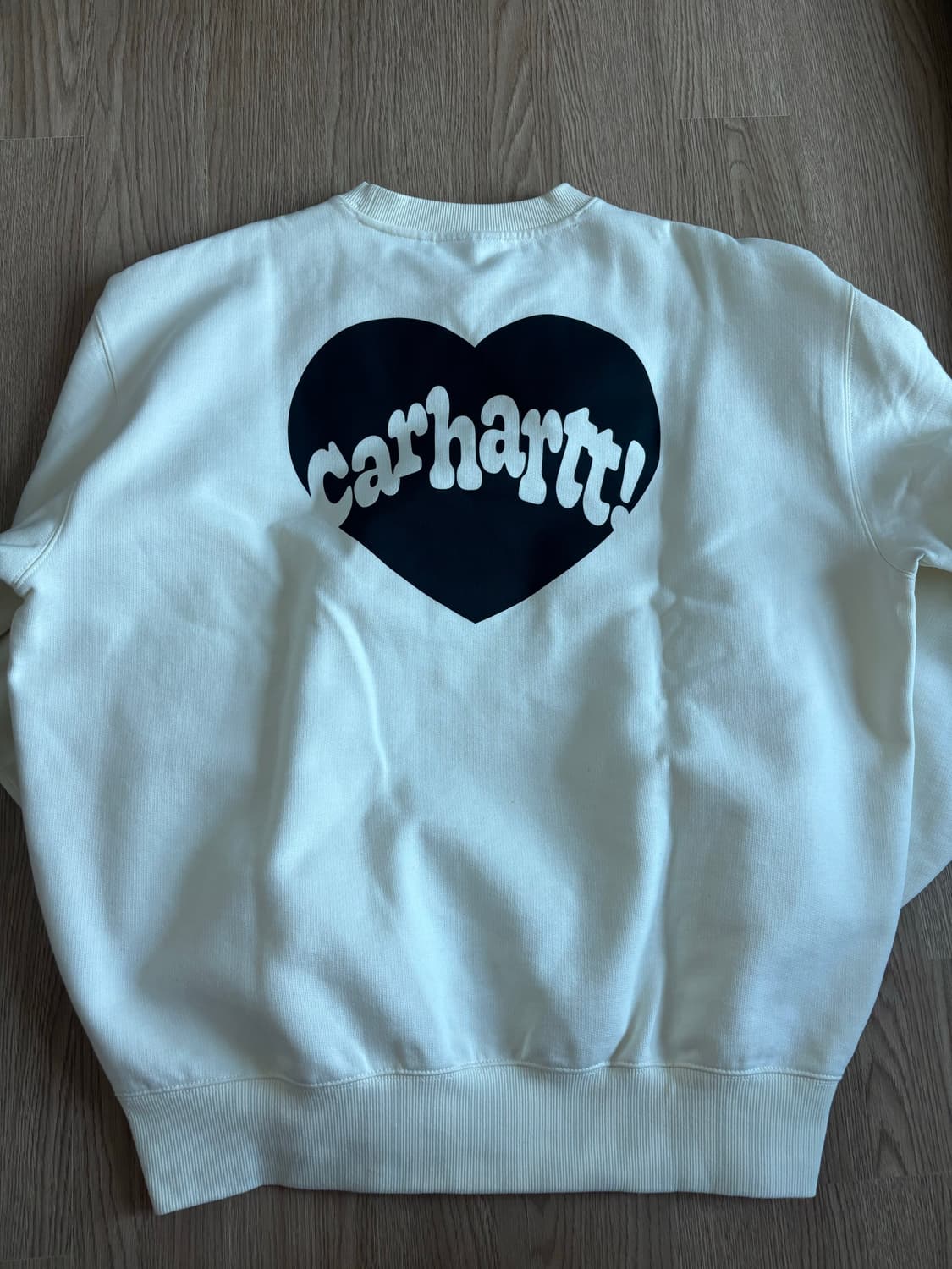 칼하트wip 하트로고 맨투맨 새상품 사이즈M 상품이미지2