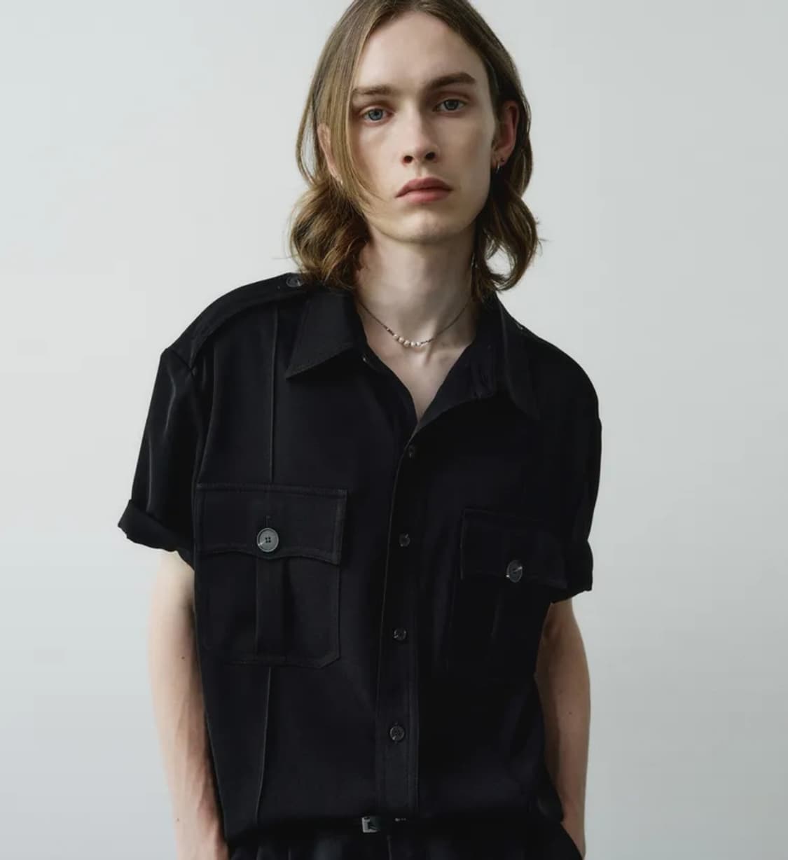 [48 새상품] 노이어 핀턱 오피서 하프 셔츠 상품이미지1