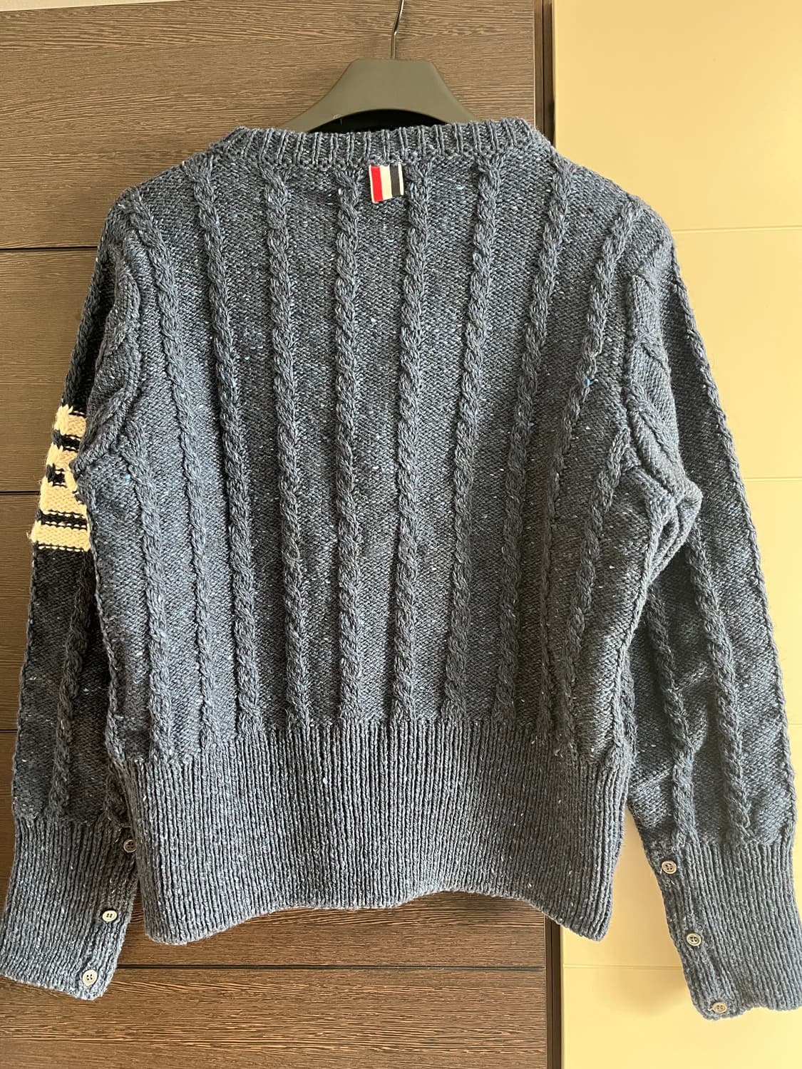 톰브라운 도니골 트위스트 케이블 니트 상품이미지2