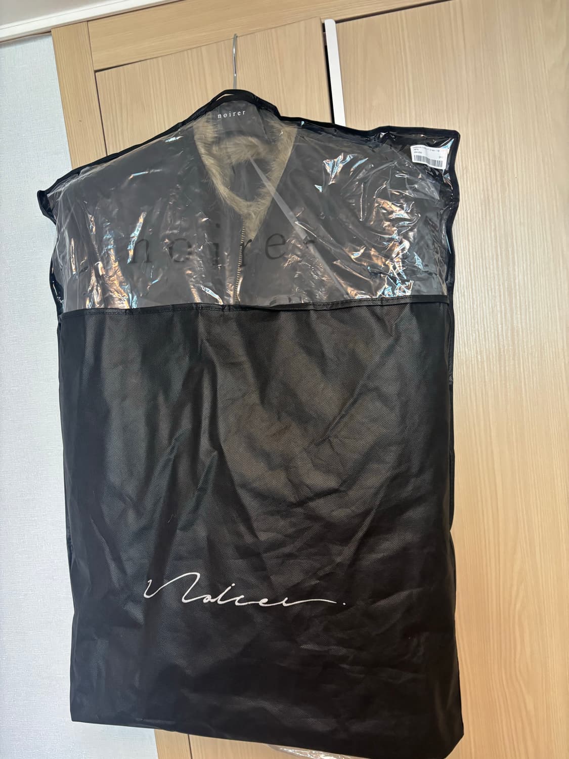 노이어 샤기 퍼 MA-1 크롭 자켓 50 새상품 상품이미지4