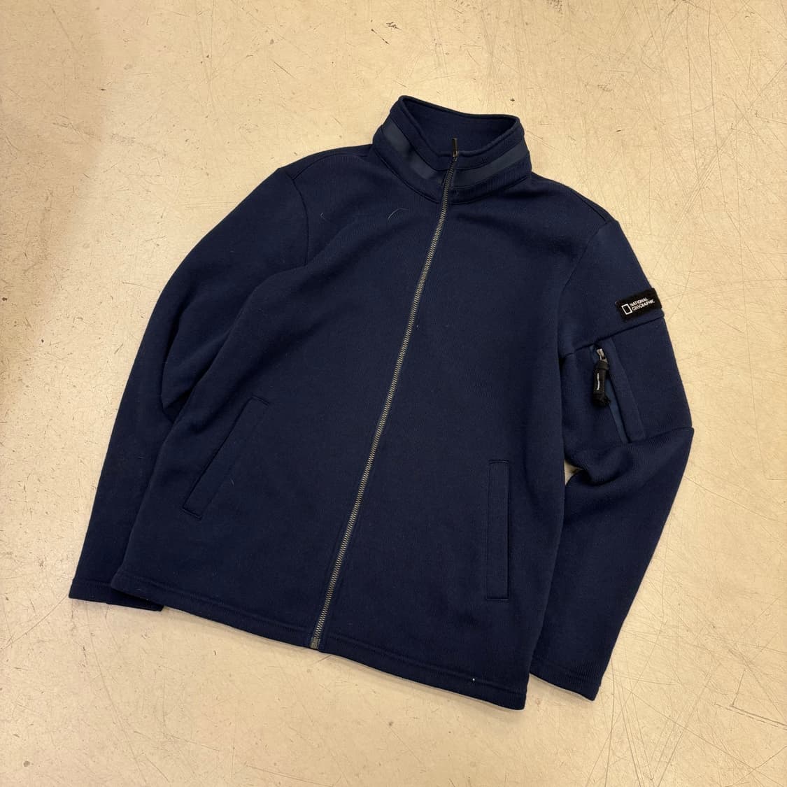 내셔널지오그래픽 네이비 풀오버 집업 상품이미지1