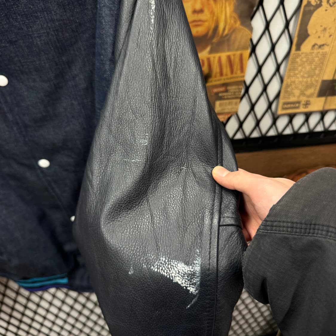 빈티지 데님 레더 바시티 자켓 후면 레더 레터링 포인트 블랙 상품이미지7