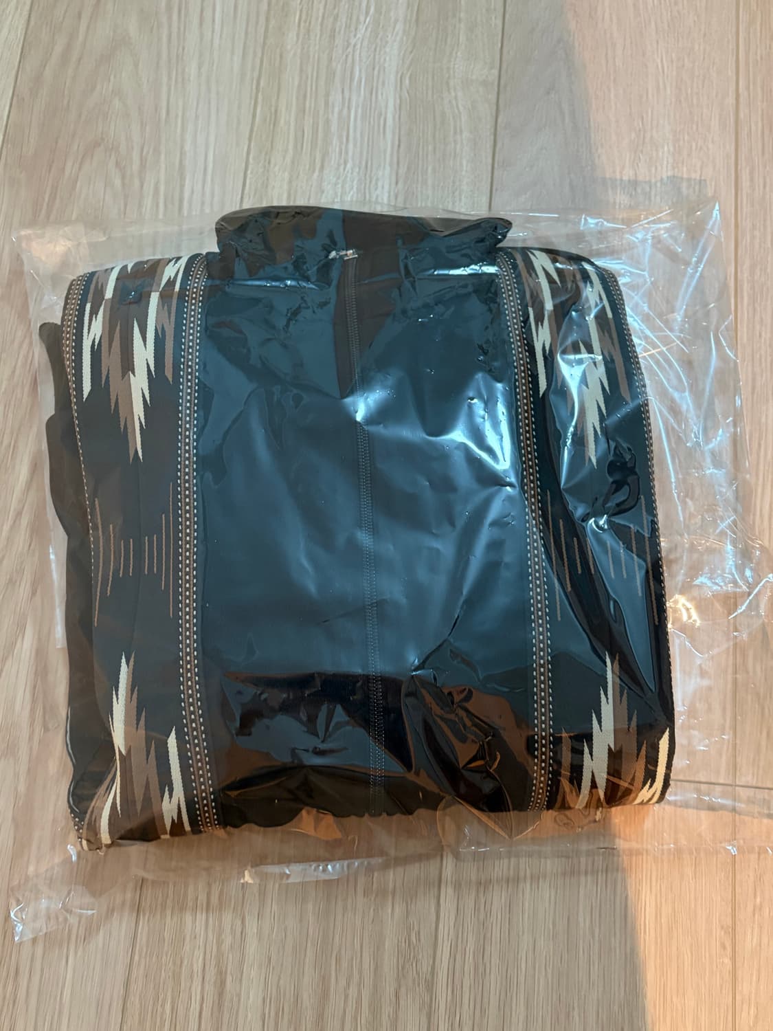 새상품 4) 캐피탈 스무스 저지 KOCHI & ZEPHYR 블랙 상품이미지4