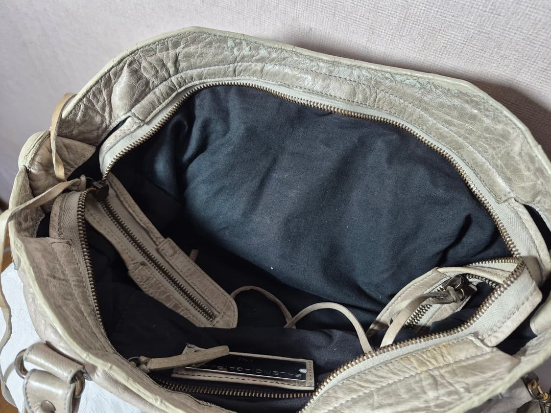 발렌시아가 모터백  상품이미지5