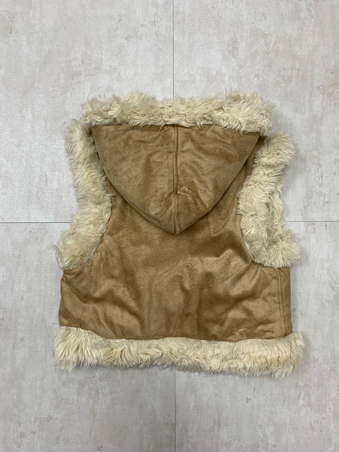 모리 베이지 스웨이드 후드 베스트 상품이미지4