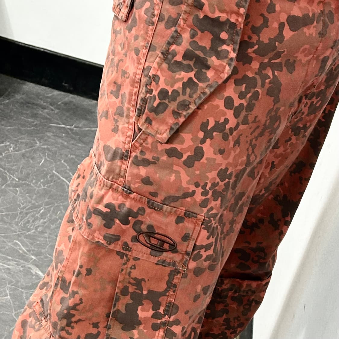 디젤 신형 오렌지 카모 파라슈트 카고 팬츠 상품이미지4