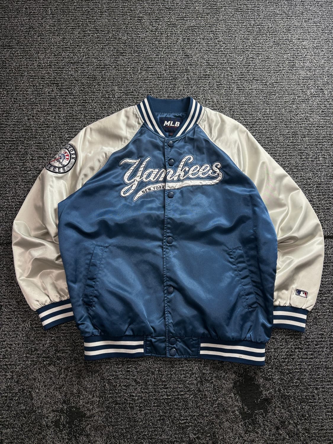 MLB 뉴욕양키스 올드스쿨 사틴 바시티 자켓 3058 상품이미지2