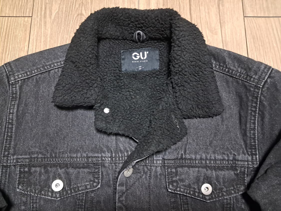 GU 여성 보아털 흑청 자켓 95 상품이미지5