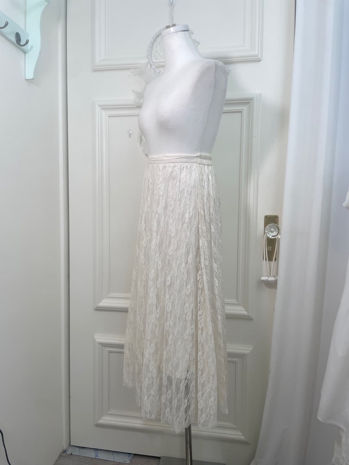 ivory lace pleats banding long skirt 상품이미지2
