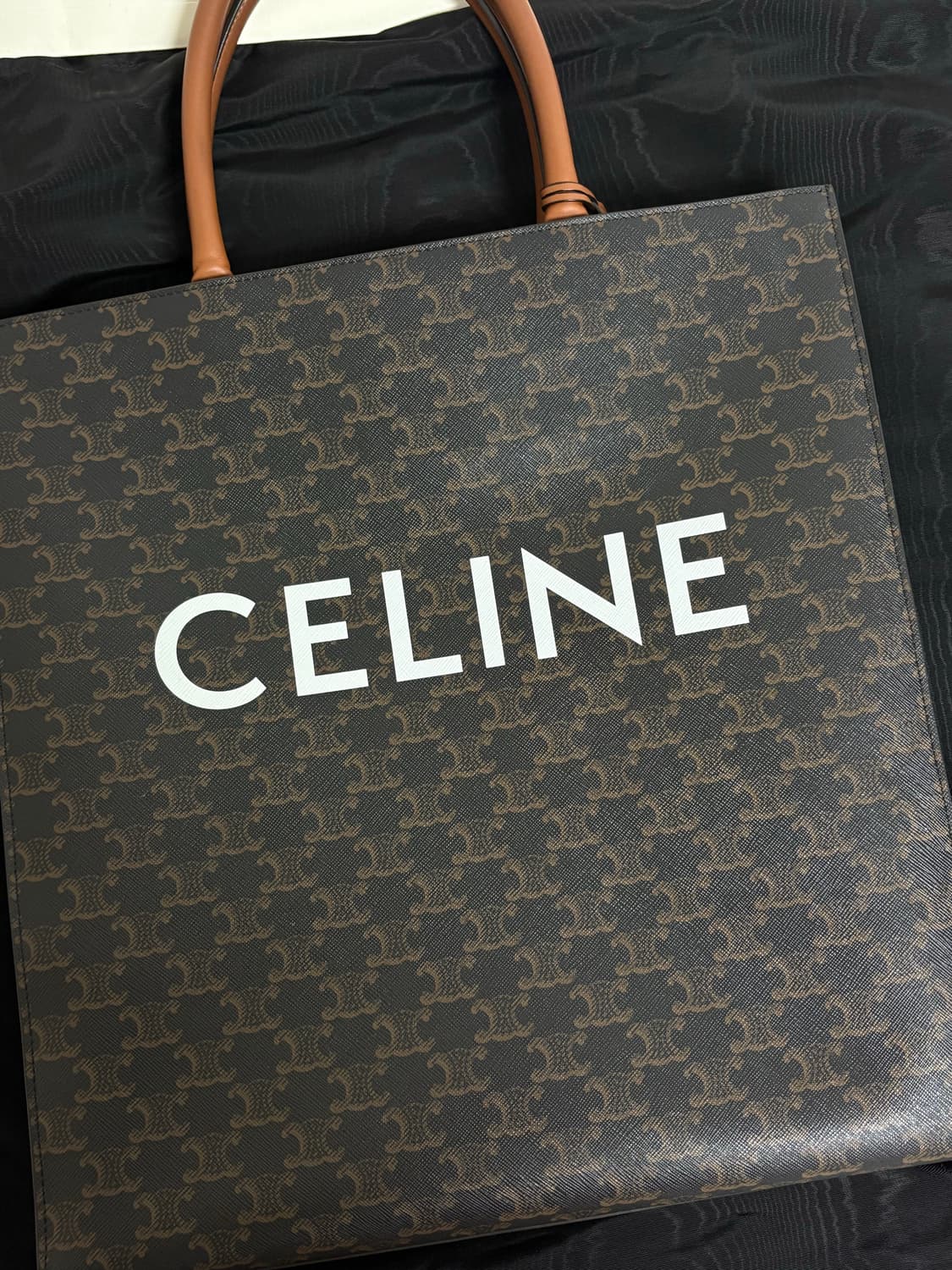 셀린느 트리오페 버티컬 카바스 토트백 라지 상품이미지1