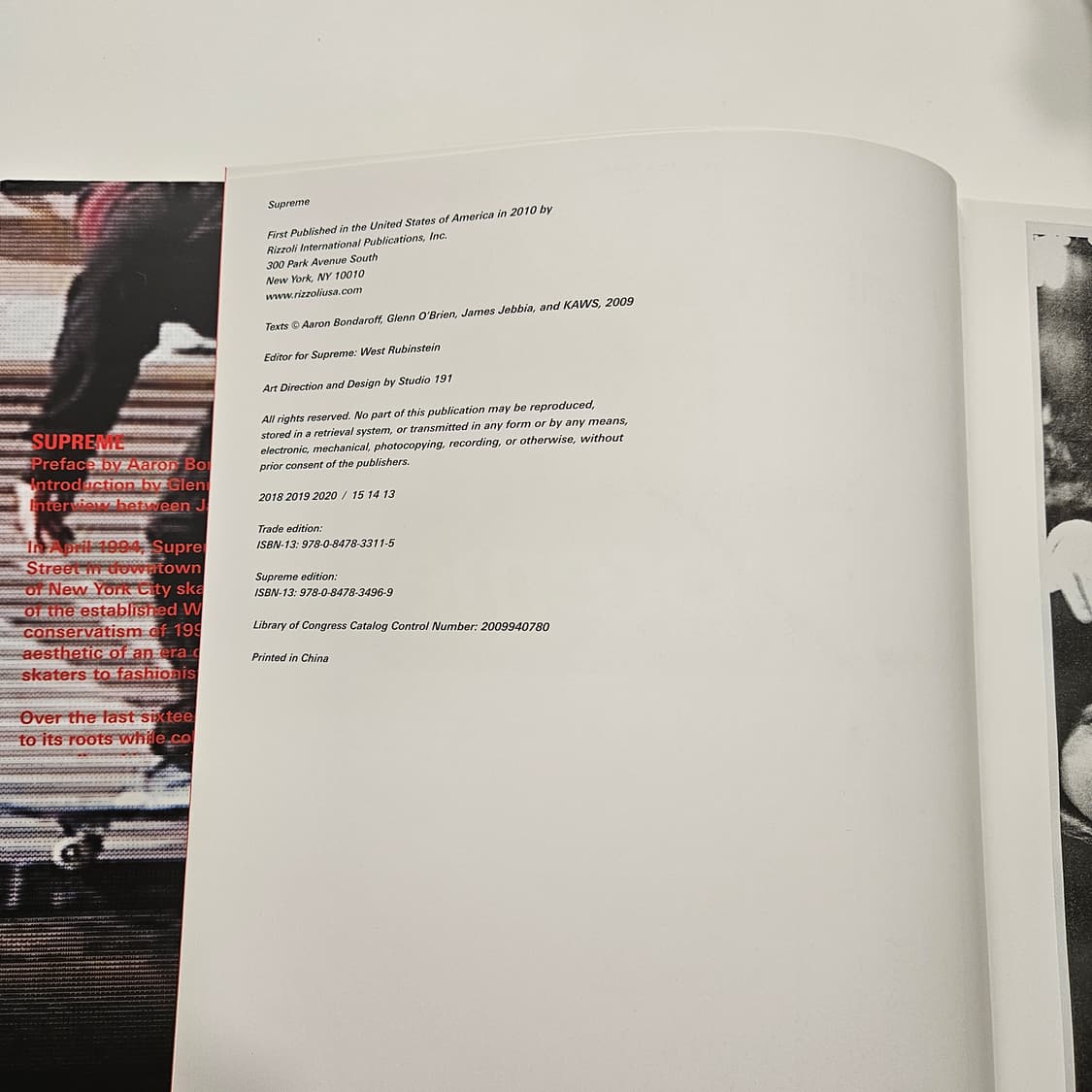 슈프림 리졸리 아트북 상품이미지2