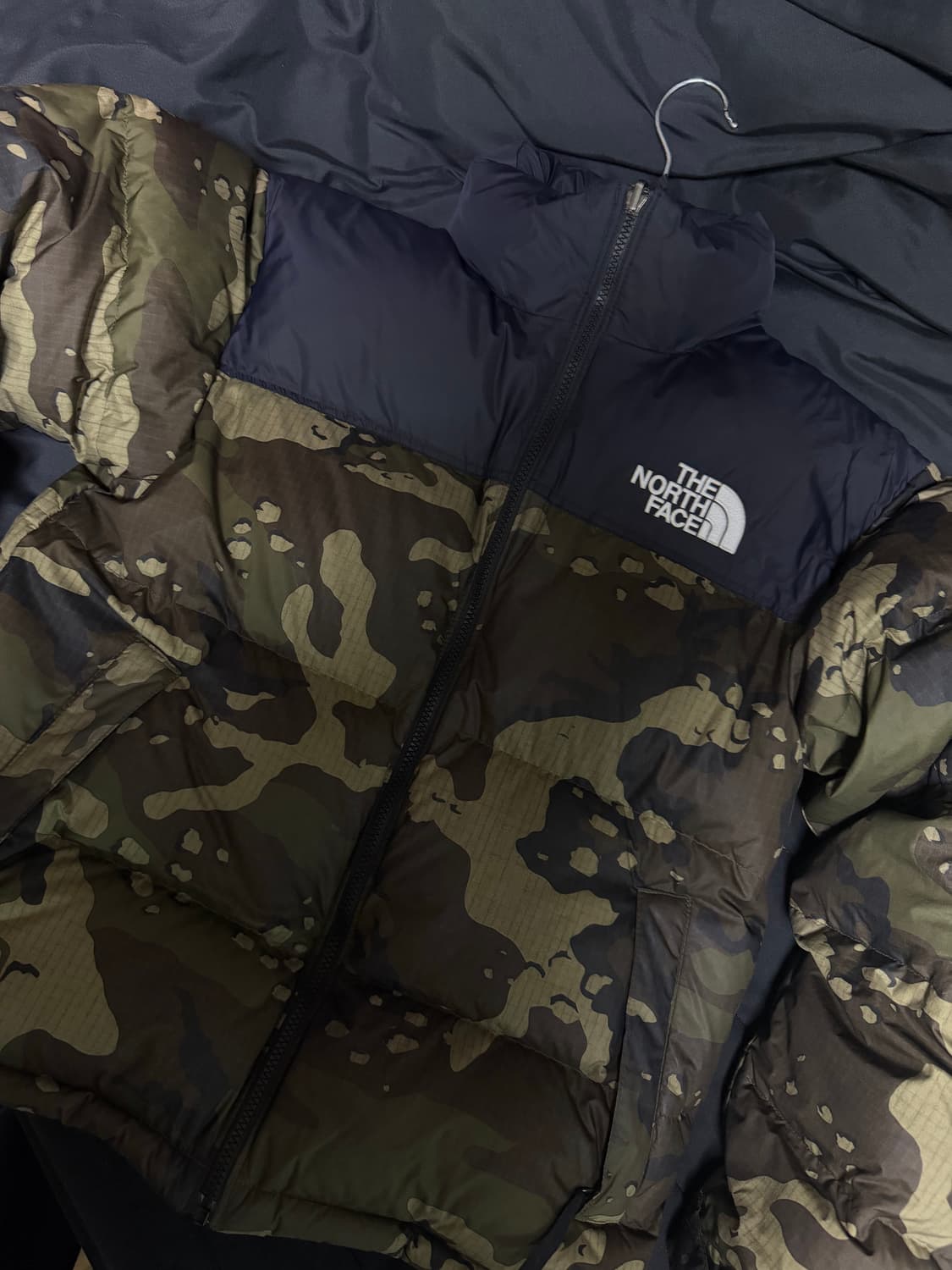 (가격수정없음) 노스페이스 1996 노벨티 눕시 자켓 우드랜드 카모 상품이미지2