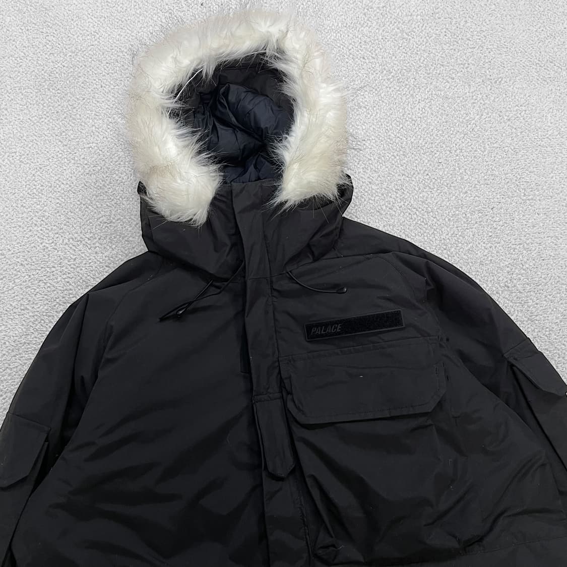 팔라스 Palace PCWCS 고어텍스 후드 파카 점퍼 블랙 상품이미지2