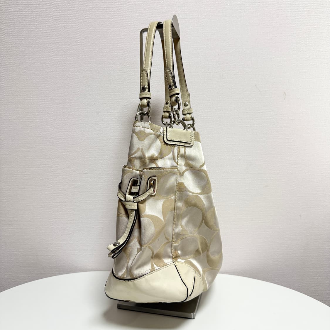 Y2k 코치 시그니처 토트백 상품이미지2