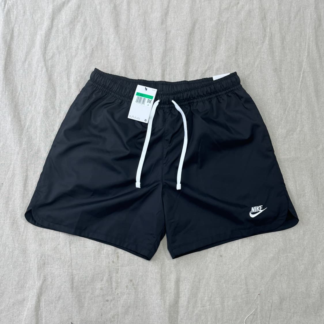 나이키 나일론 검흰 쇼츠 반바지 XL 상품이미지1