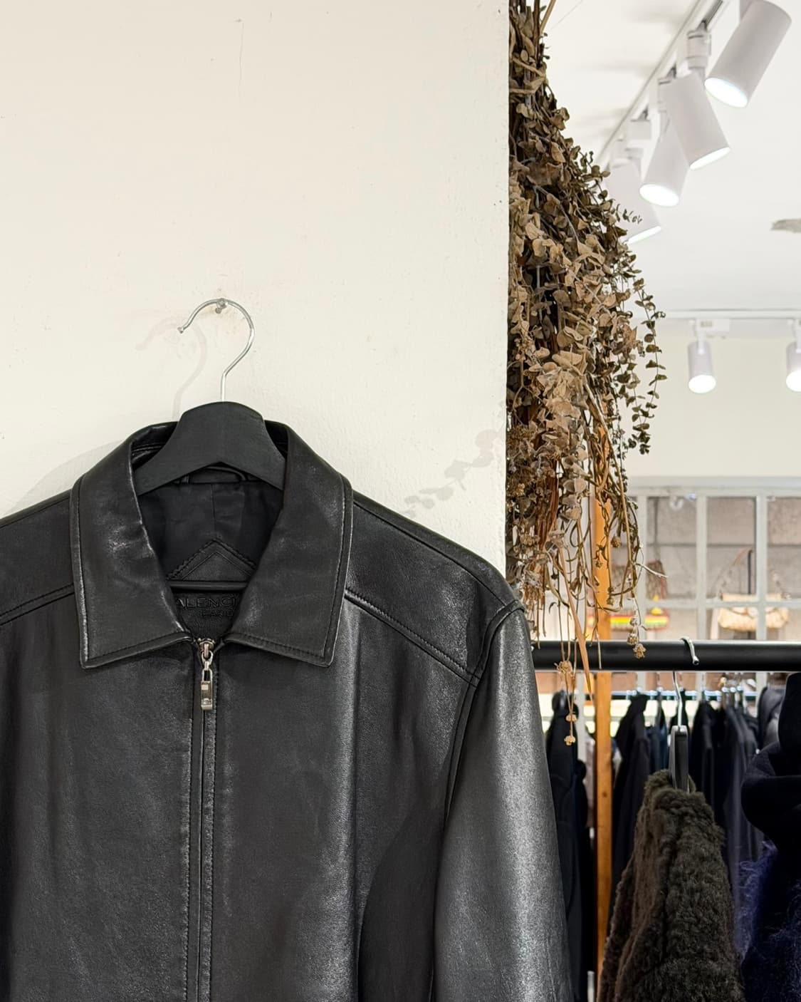 발렌시아가 블랙 램스킨 레더 블루종 상품이미지3