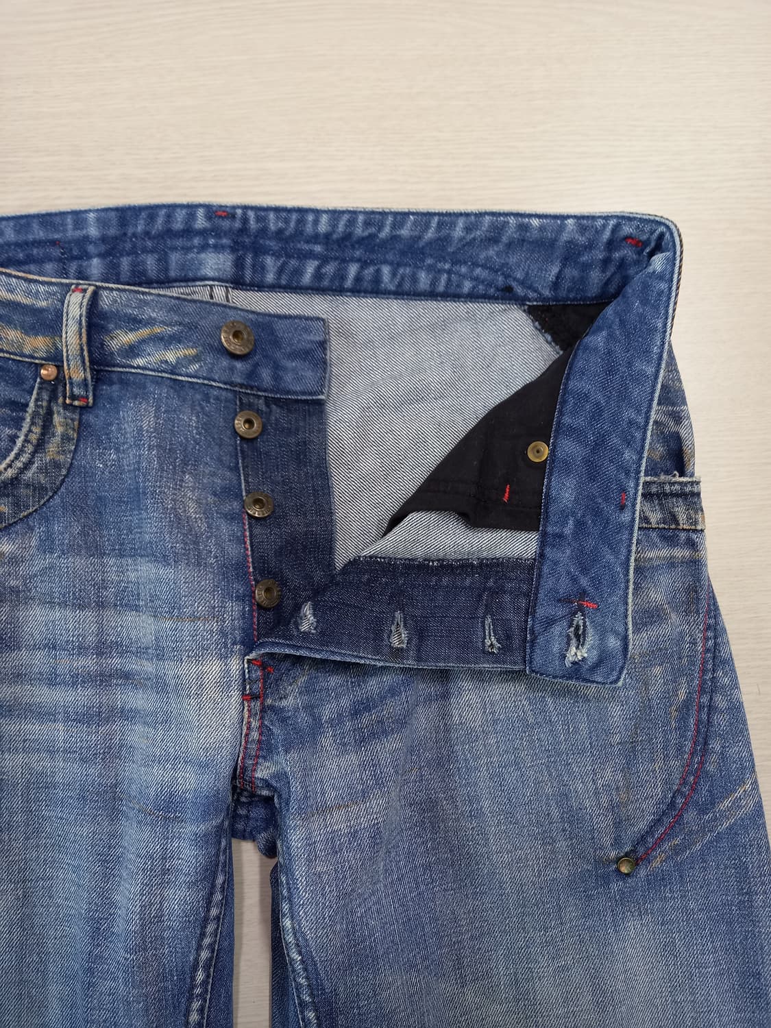 32 DIESEL 데미지워싱 세미와이드진 32-373 상품이미지6