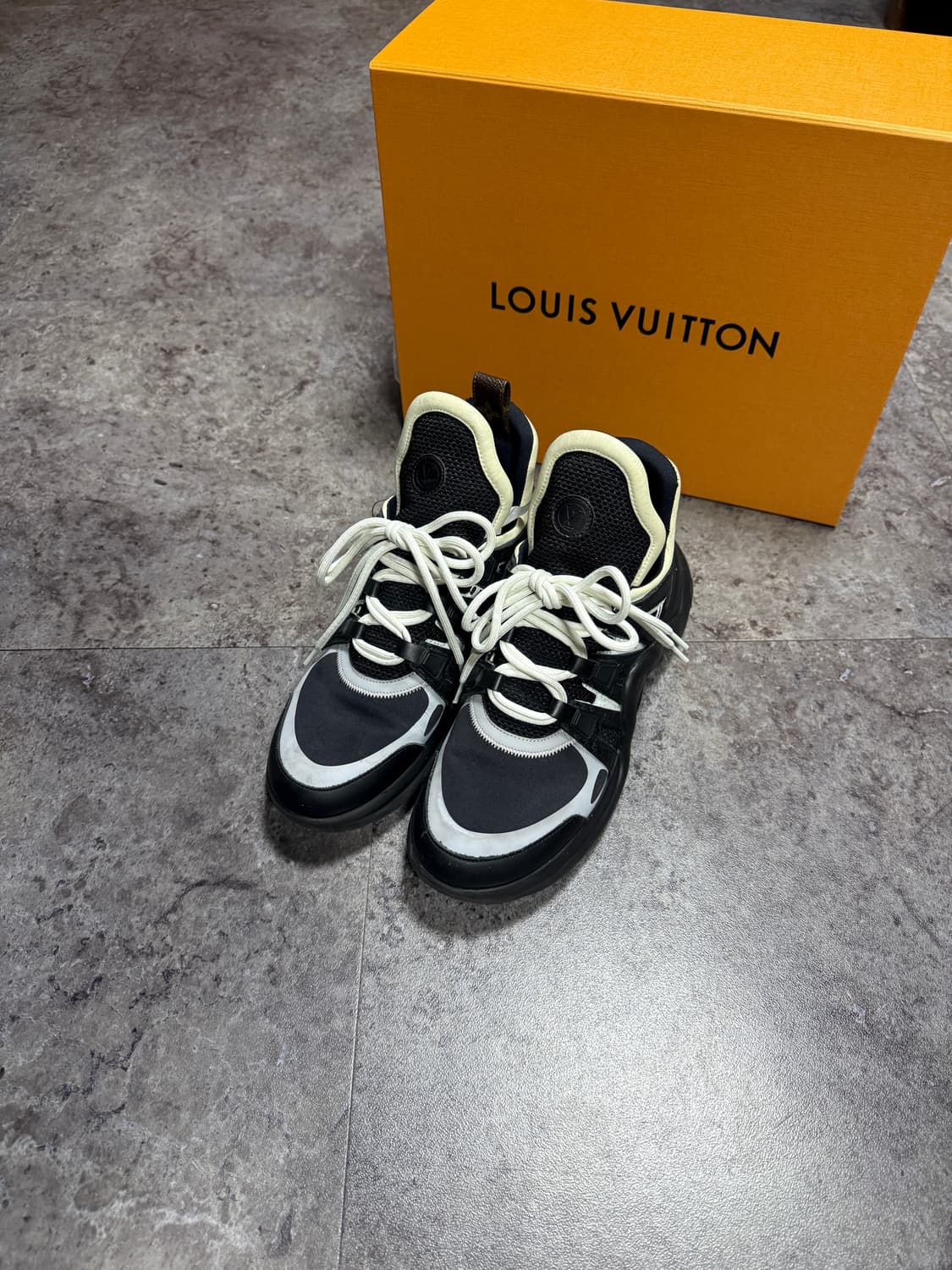 루이비통 아치라이트 40 상품이미지1