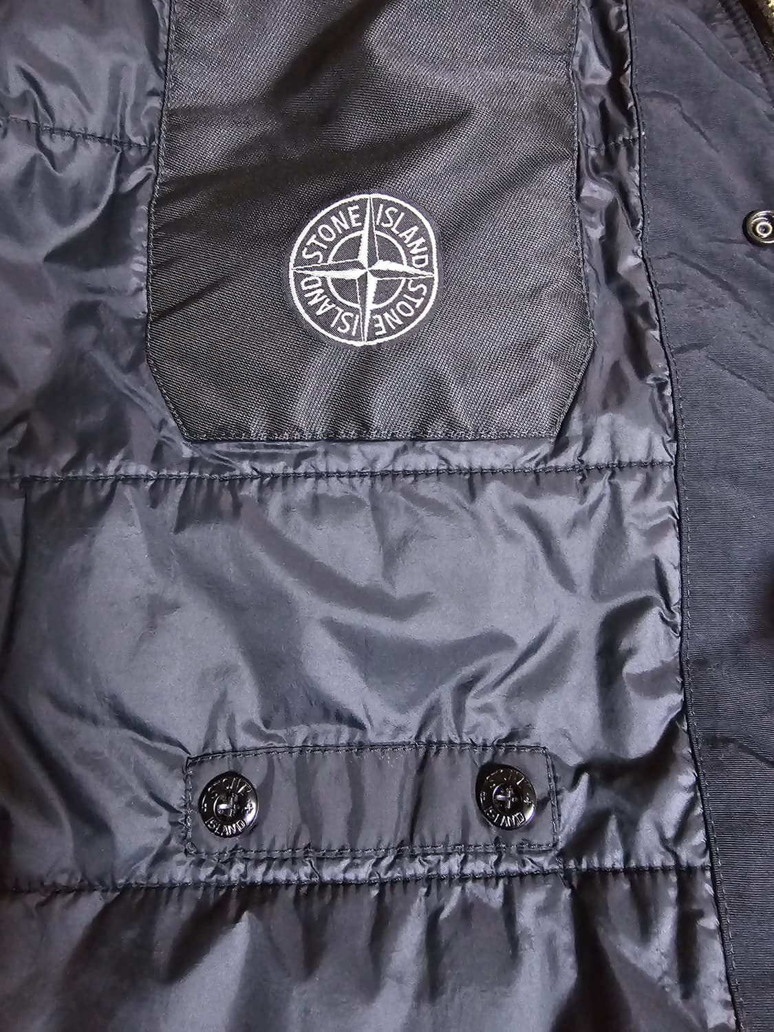 스톤아일랜드 크링클랩스 프리마로프트 봄버 상품이미지5