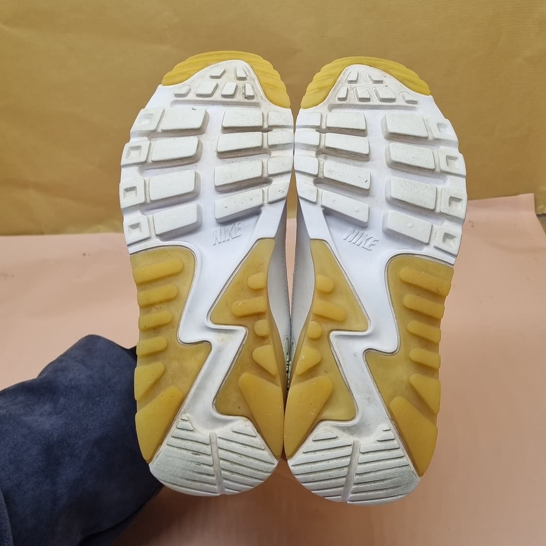 나이키 에어맥스90 여성운동화235  상품이미지3