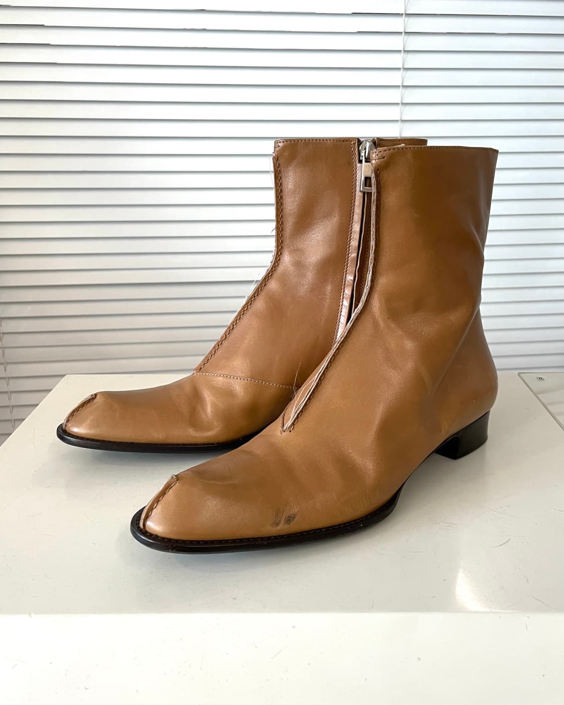 [240] 로우 엣지 커팅 BALLY 발리 부츠 상품이미지1