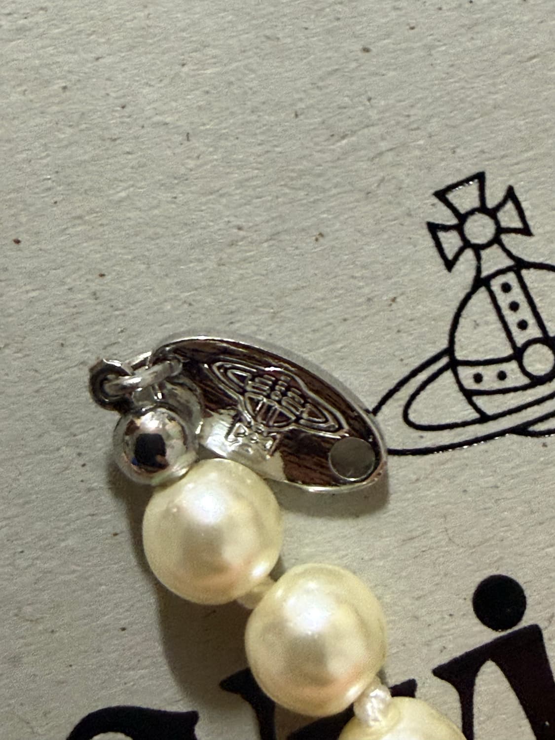 비비안 웨스트 우드 미니 초커 목걸이 상품이미지5