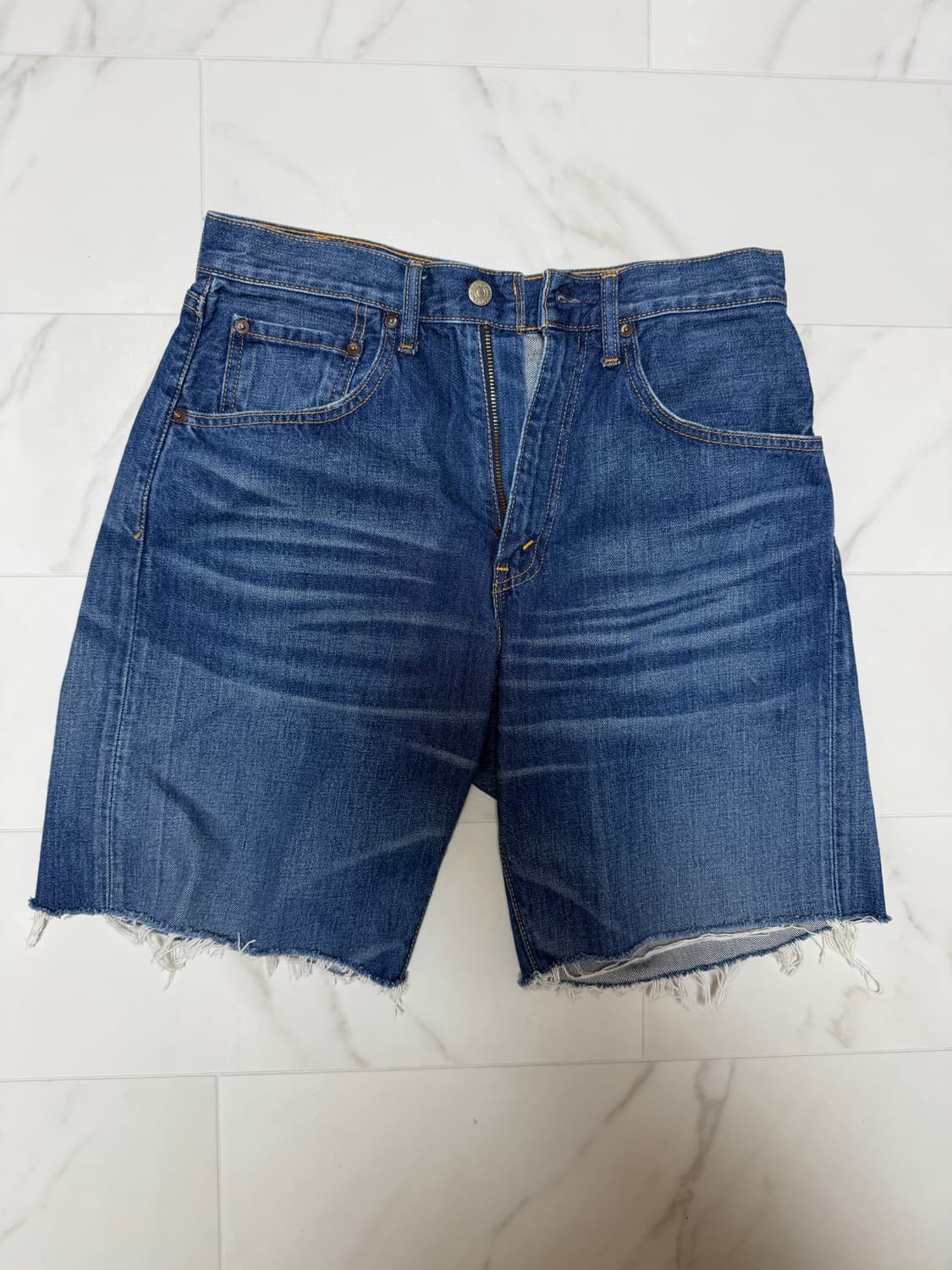 리바이스 569 커팅 반바지 상품이미지1