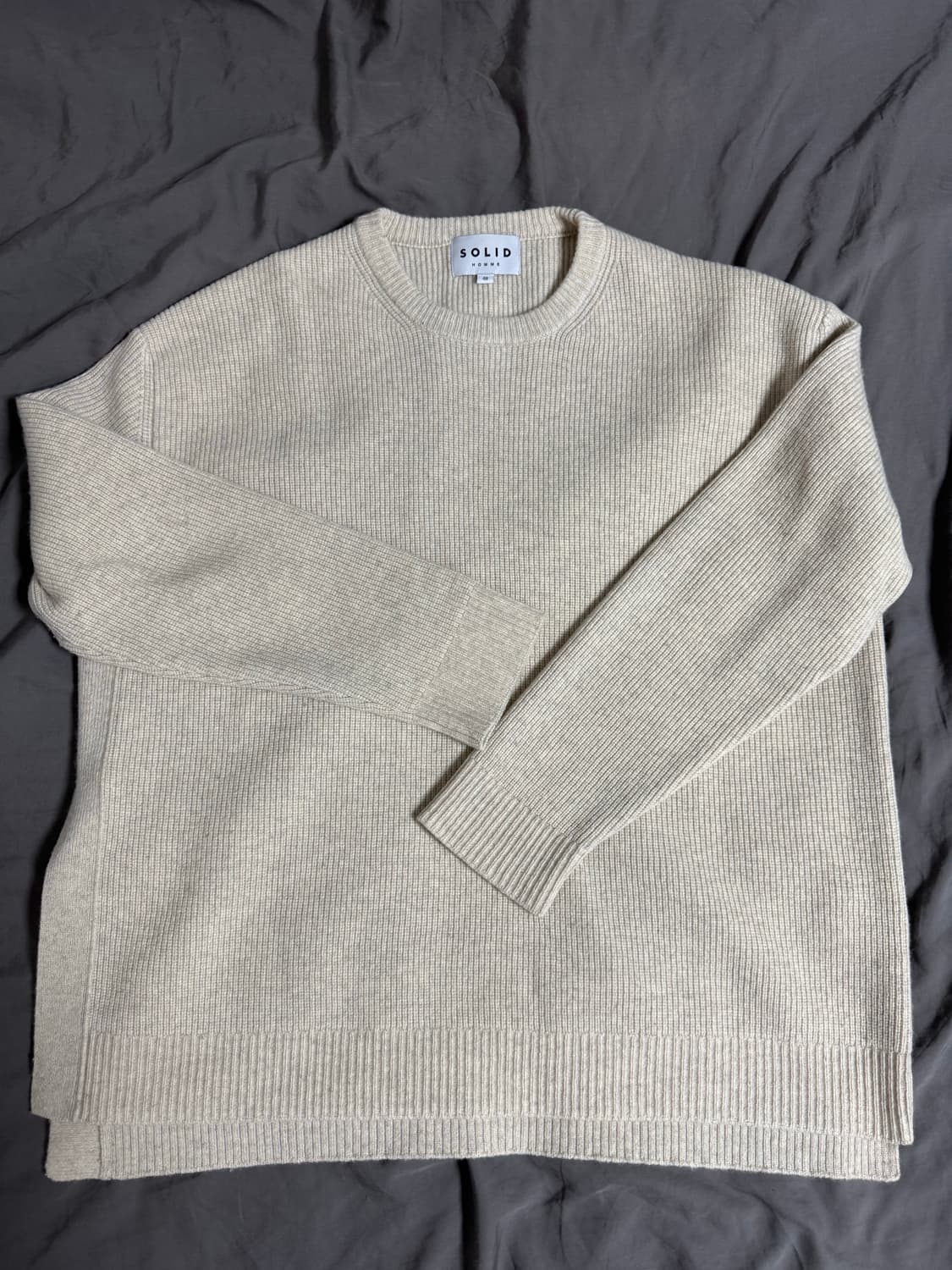 48) 솔리드옴므 절개 니트 아이보리 상품이미지1